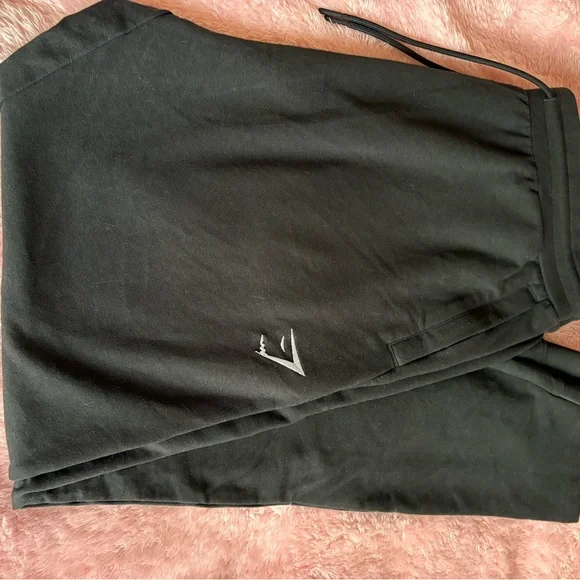Gymshark men’s Black Joggers XXL - Picture 2 of 5